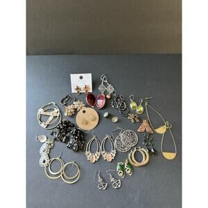 Vintage Earring Lot Bundle (22) Pierced Retro 70s 80s 90s Y2K Mod Career Boho